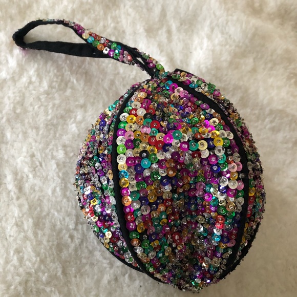 Far Away Handbag - Picture 1 of 5